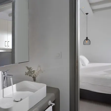 Sapphire By Blanco * Megali Ammos (Mykonos)